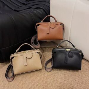 66f2a92cf7bff3e503cc2584b63125b8 Handcrafted Luxury Leather Handbag – Premium Custom Made Designer Style Bag