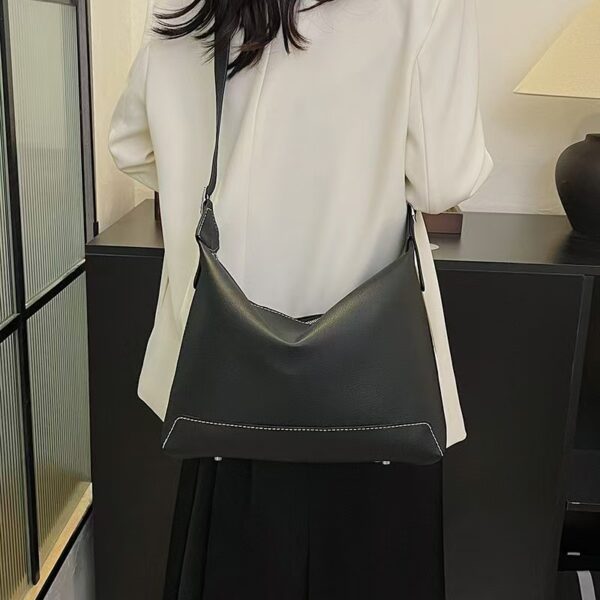 Handcrafted Luxury Leather Handbag – Premium Custom Made Designer Style Bag