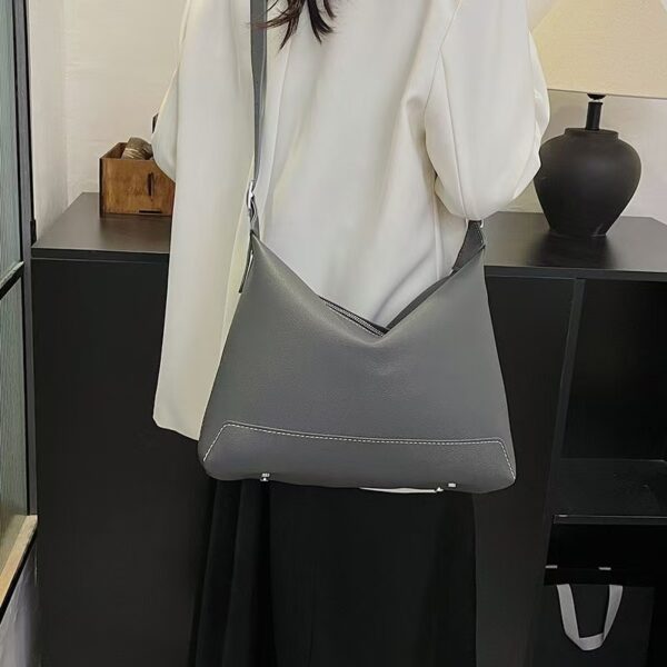 Handcrafted Luxury Leather Handbag – Premium Custom Made Designer Style Bag